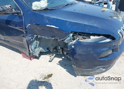 2018 Jeep Cherokee Latitude Plus Fwd z USA, uszkodzony, nr VIN 1C4PJLLX5JD551492